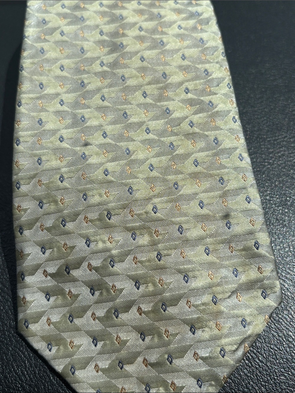 Robert Talbott Tie Best of Class Classic Silk Tie in Light Green/Silver